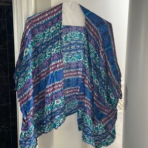 SUMMER BEACH COVER UP! Kimono! Size: XS/S